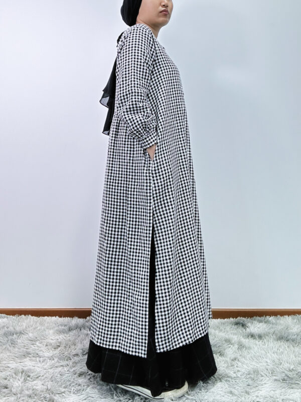 Back Gather Tunic in Checked Black Side